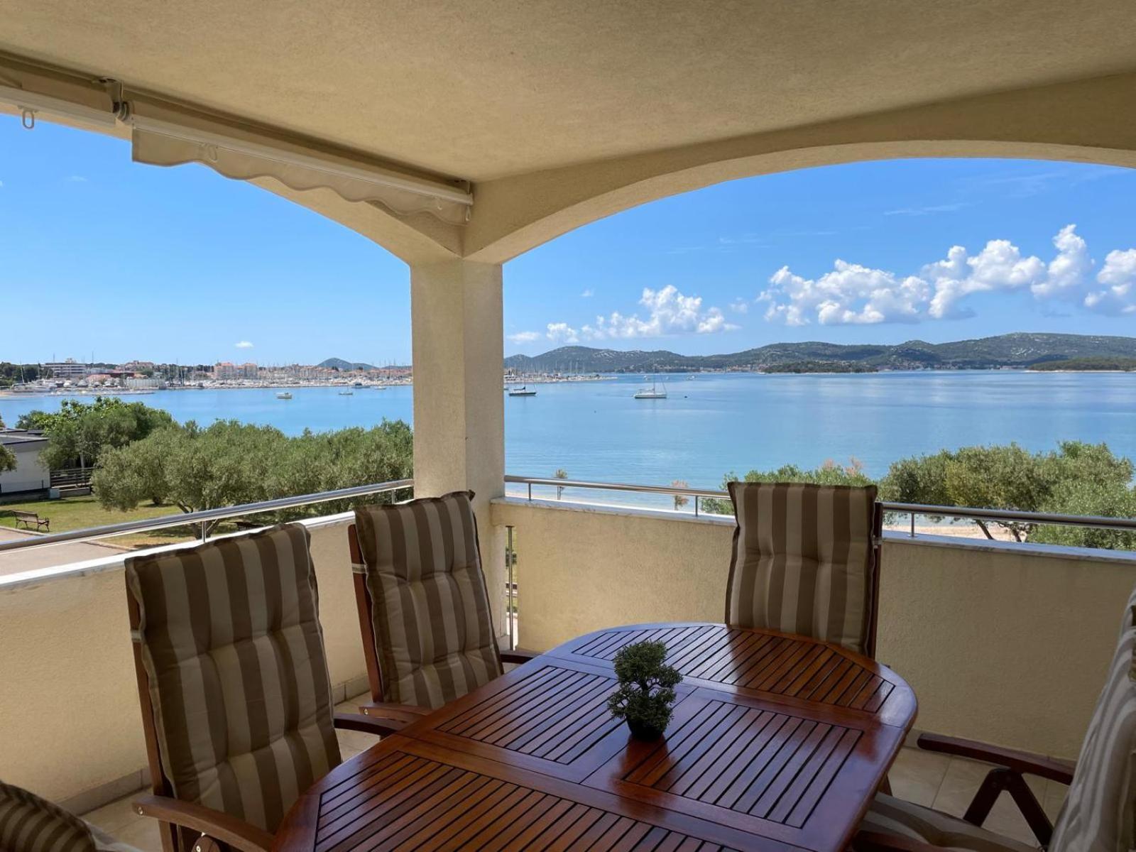 Luxury Beach Apartment บีโอกราดนาโมรู ภายนอก รูปภาพ